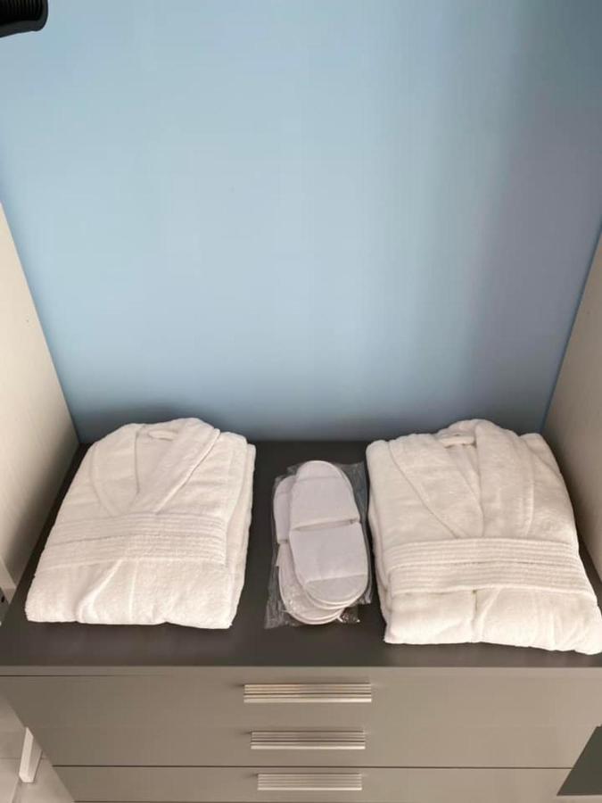 Dizeta Suite And Apartment ซาแลร์โน ภายนอก รูปภาพ